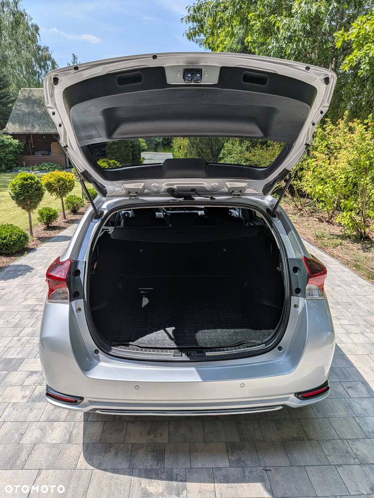 Toyota Auris Hybrid 135 Premium - 9