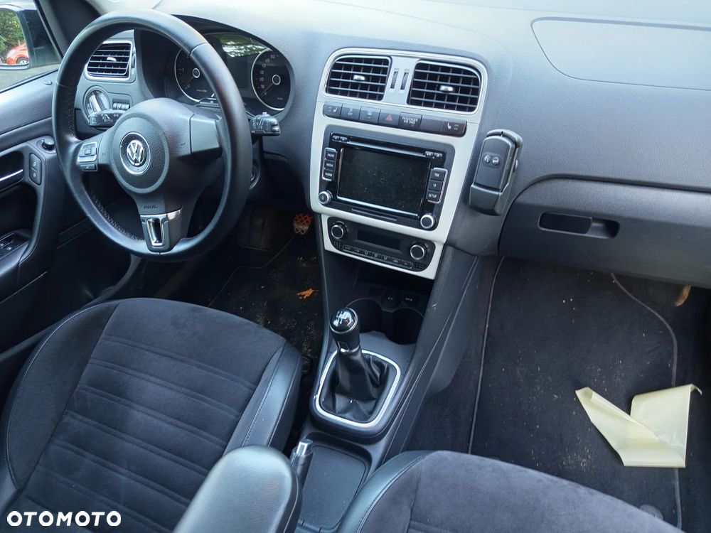 Volkswagen Polo - 15