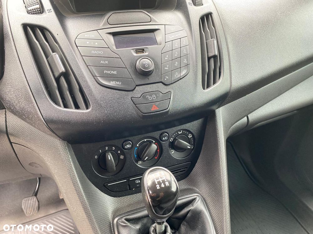 Ford CONNECT - 17