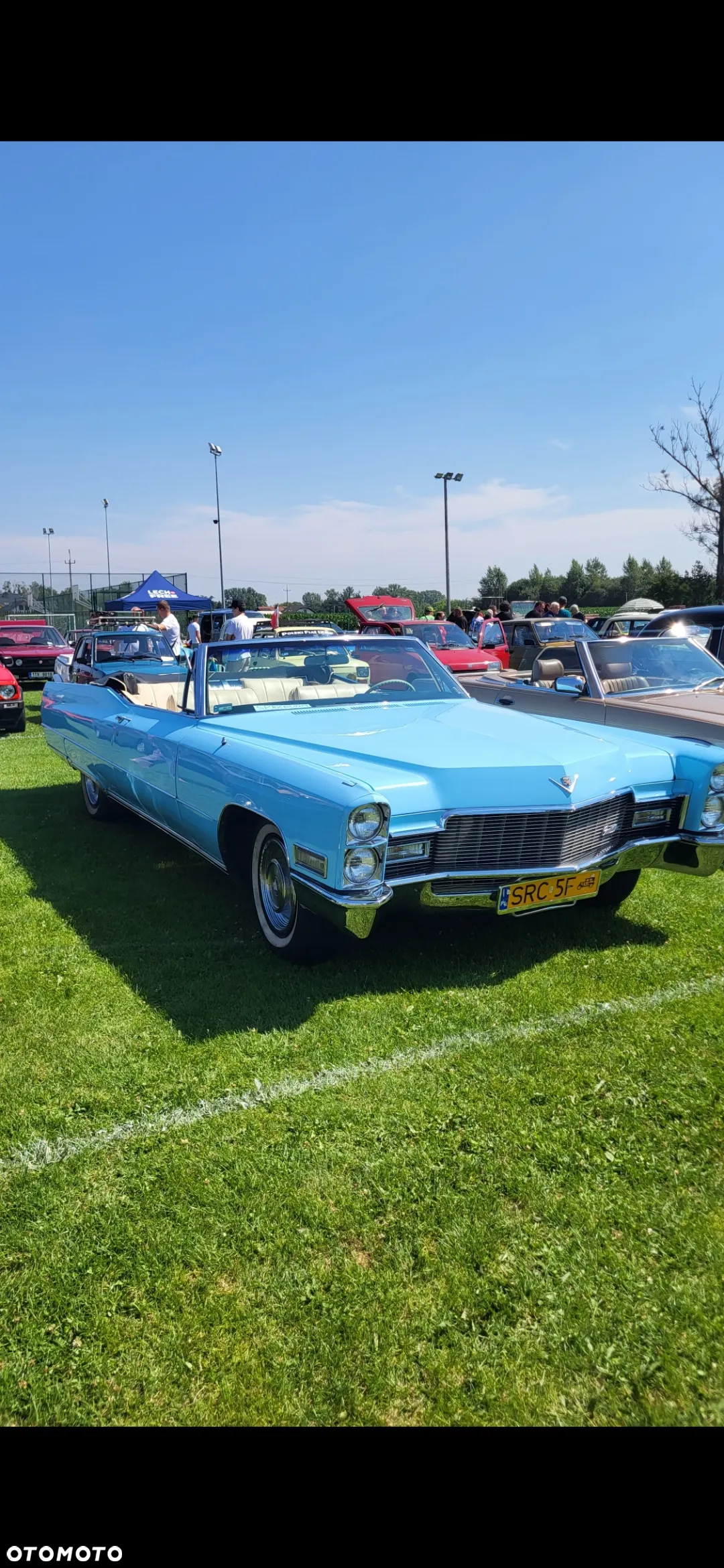 Cadillac Deville - 19