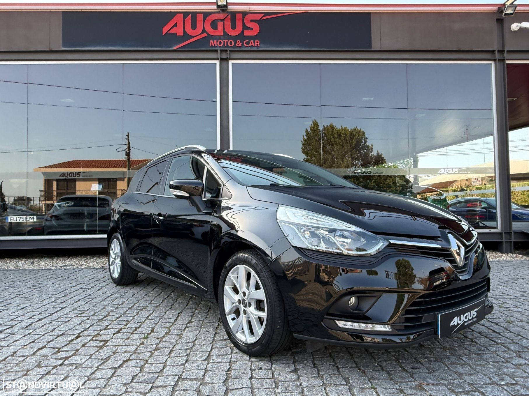 Renault Clio Sport Tourer TCe 90 Limited - 1