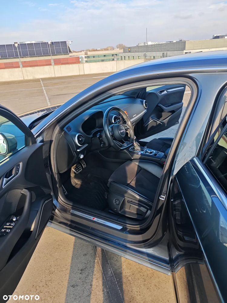 Audi S3 Sportback - 12