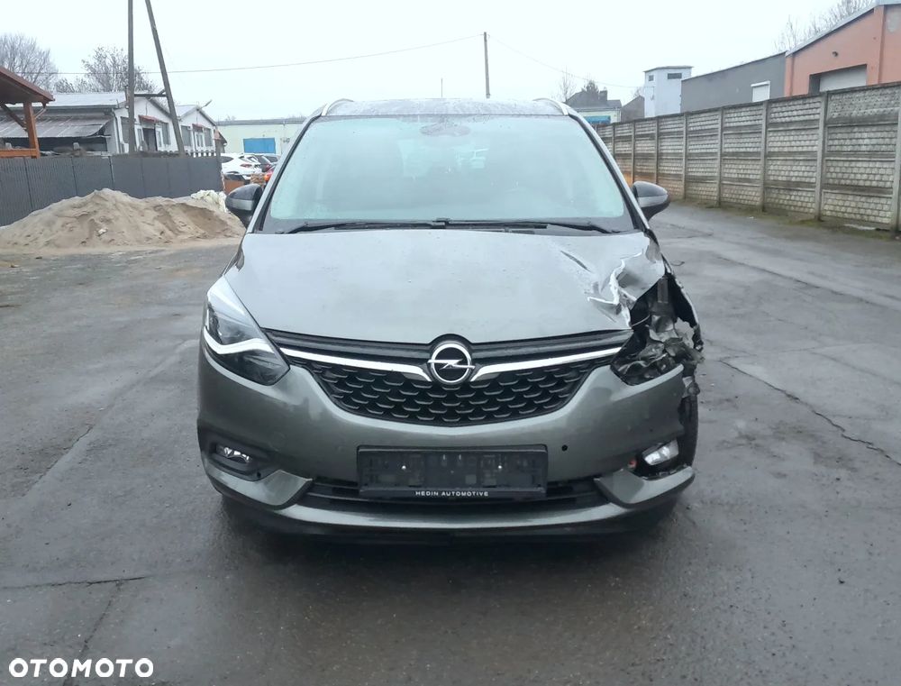Opel Zafira 1.4 T Cosmo - 3