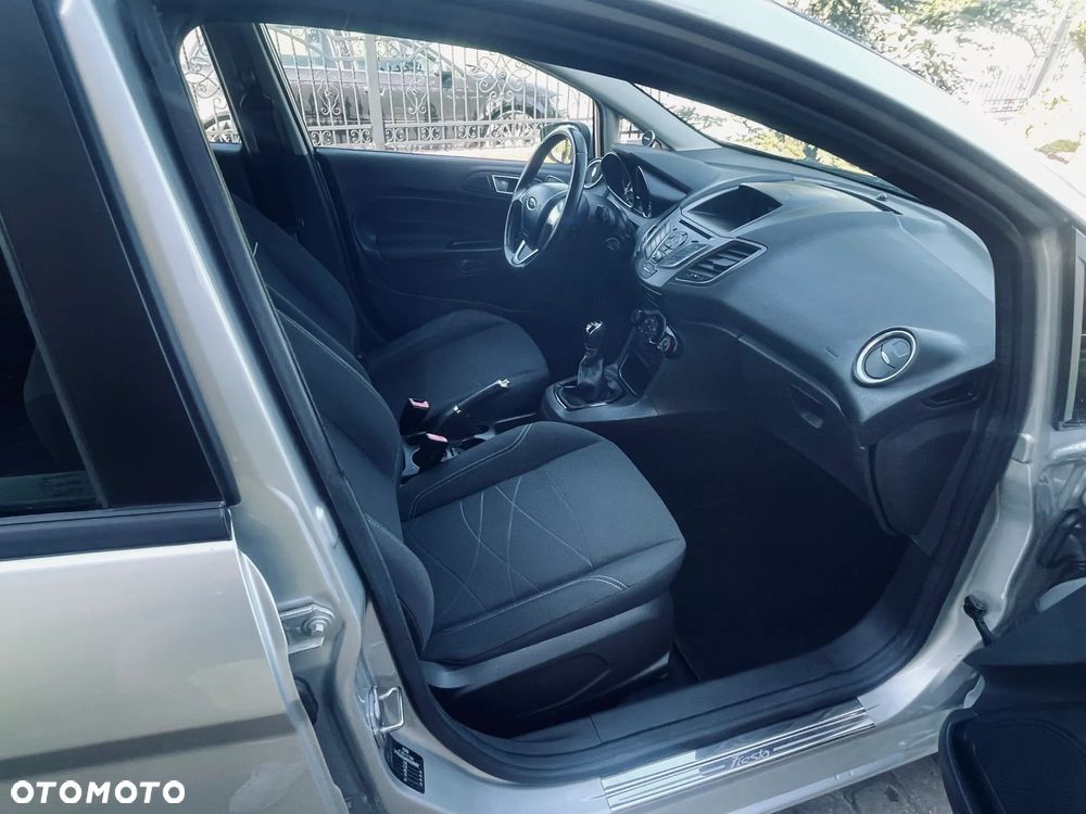 Ford Fiesta - 8