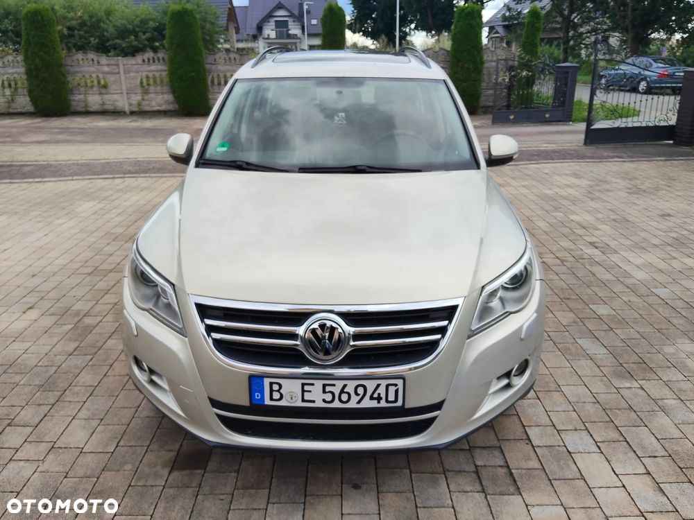 Volkswagen Tiguan - 8
