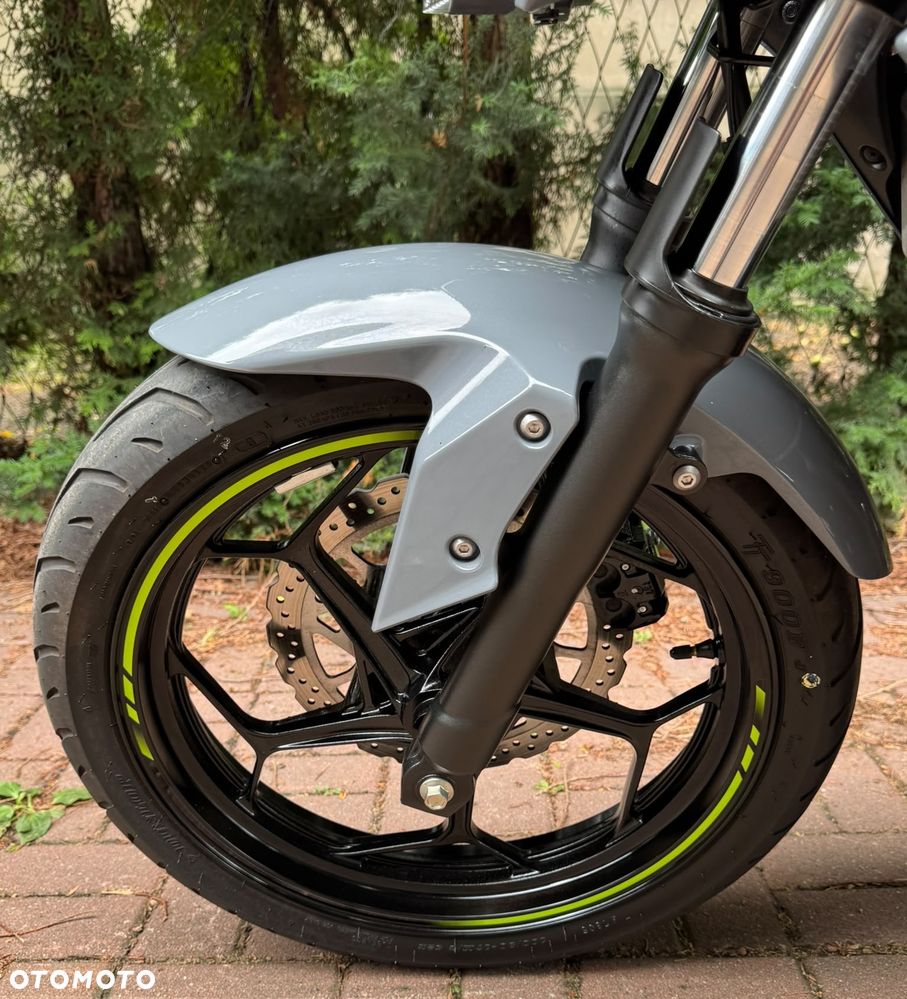 Kawasaki Z - 15