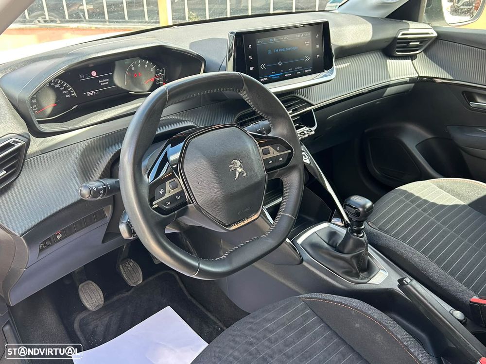 Peugeot 208 1.2 PureTech GT Line - 37