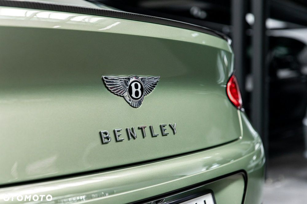 Bentley Continental GT - 16
