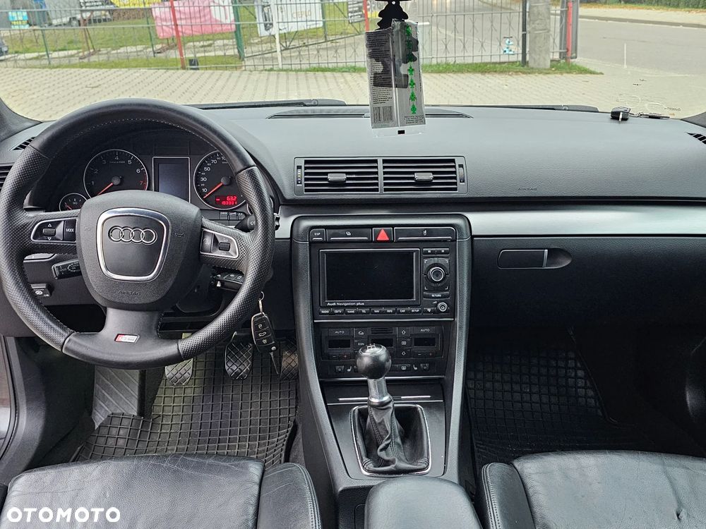 Audi A4 Limousine 1.8T - 14