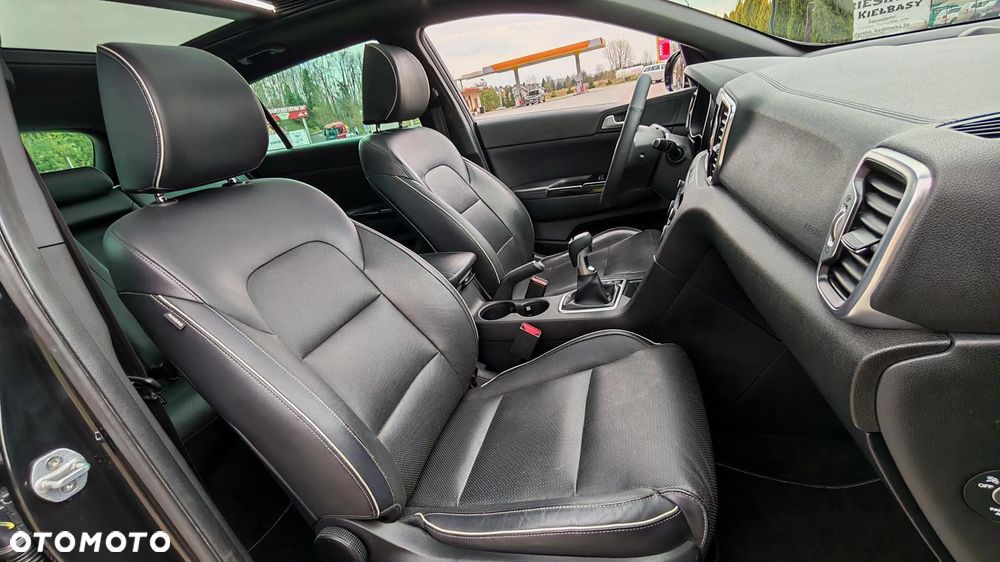 Kia Sportage 1.6 T-GDI AWD GT LINE - 26