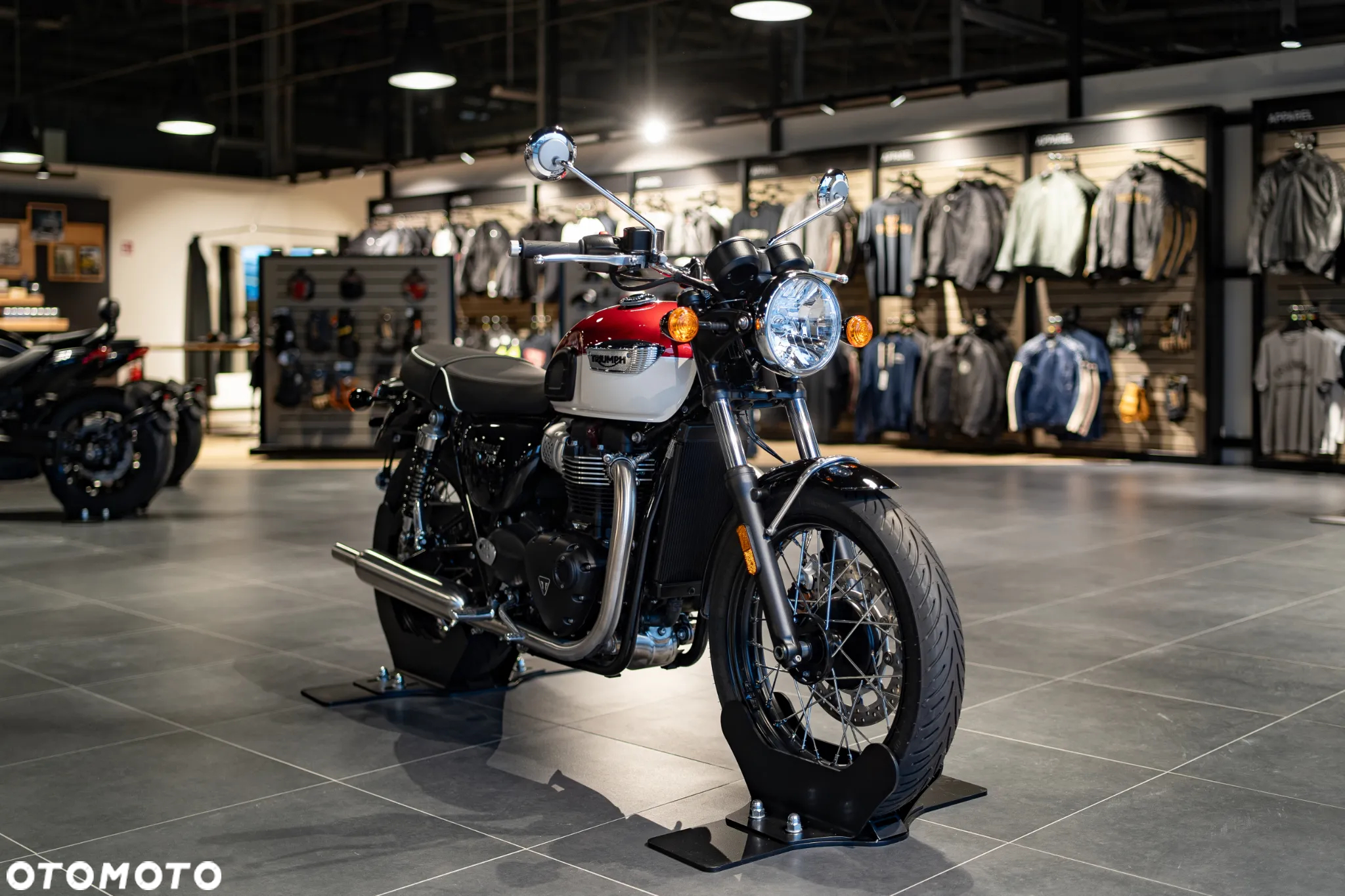 Triumph Bonneville - 5