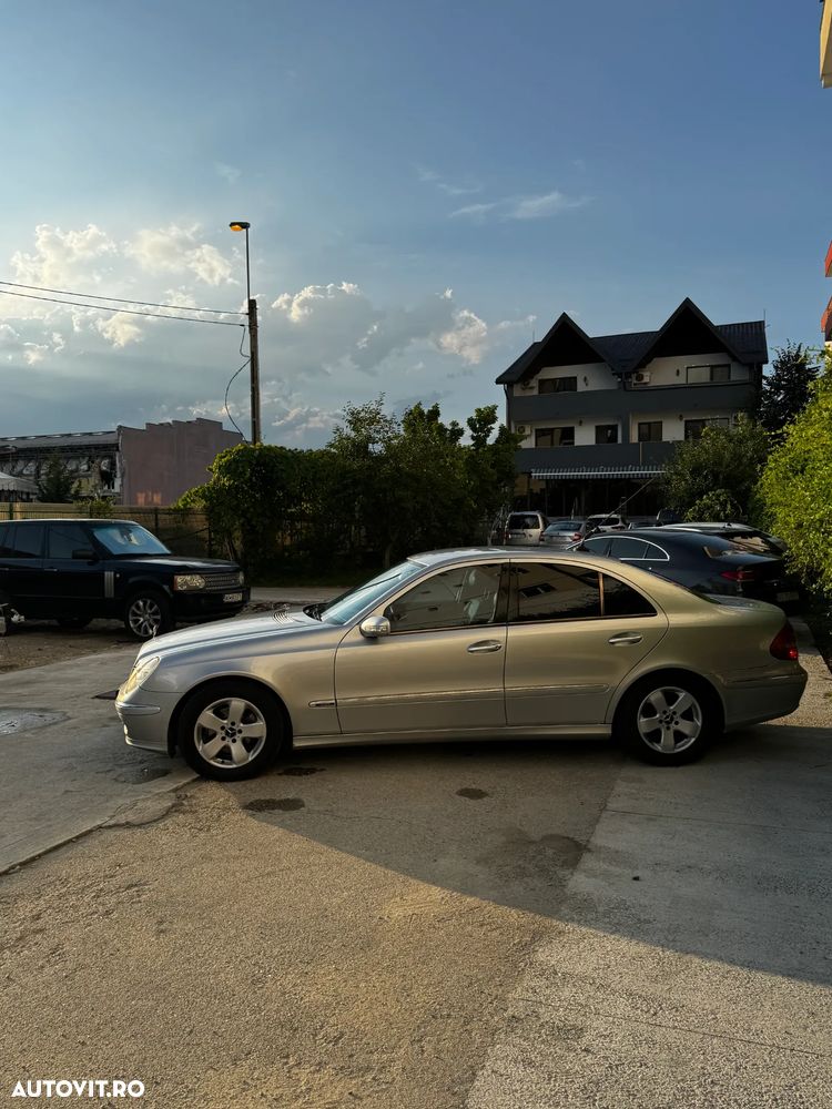 Mercedes-Benz E - 5