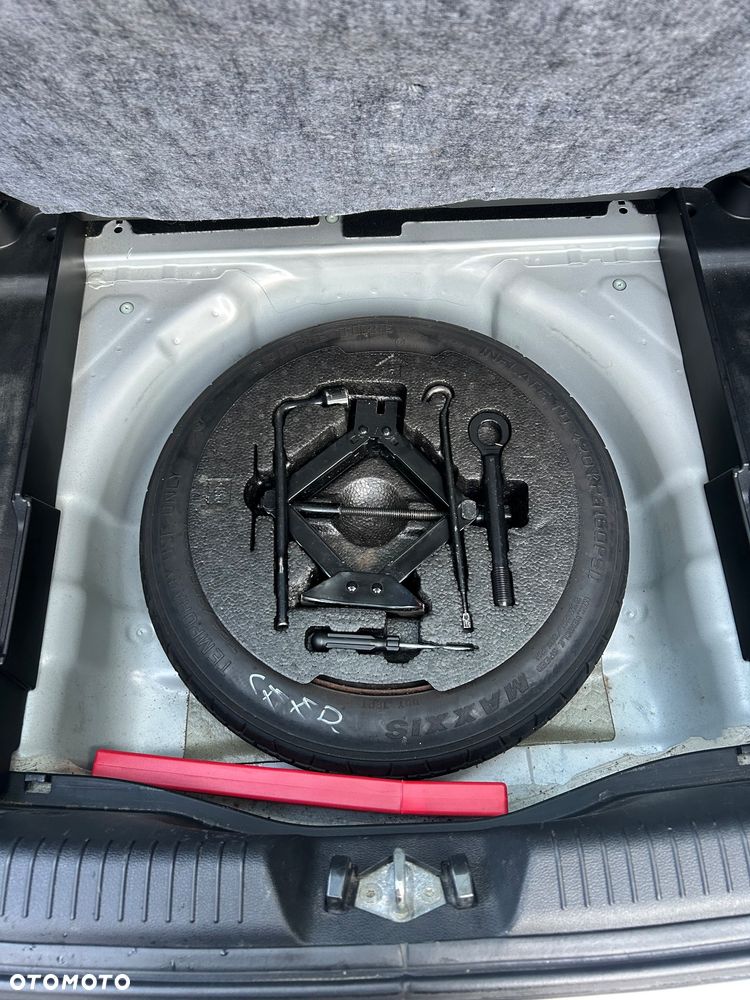 Kia Ceed - 25