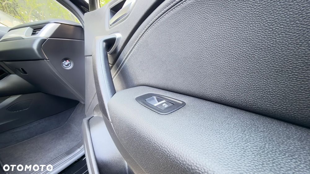 Renault Captur TCe Mild Hybrid 160 EDC GPF TECHNO - 23