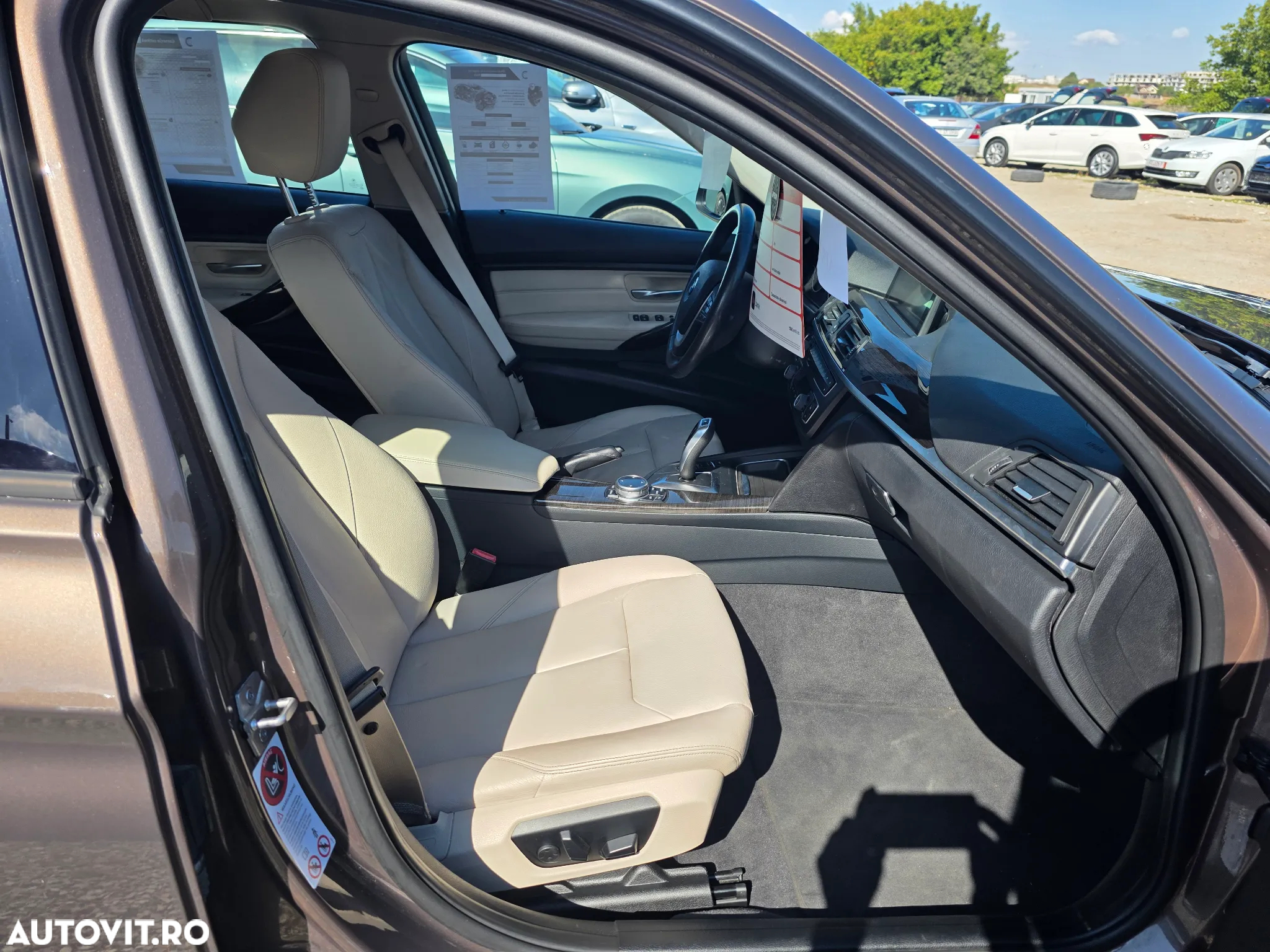 BMW Seria 3 318d Touring Aut. Modern Line - 8