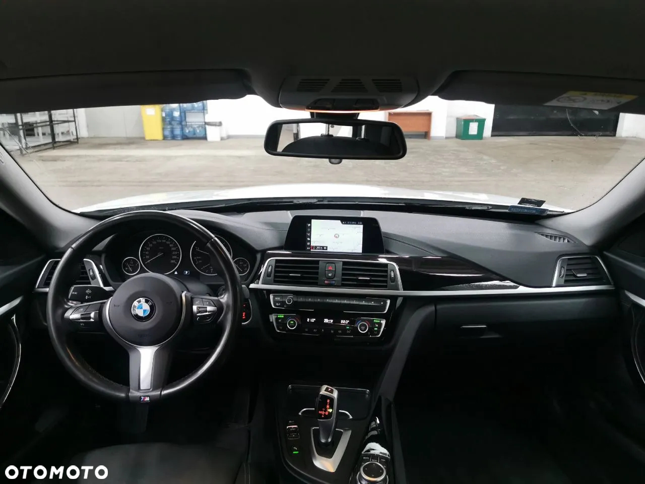 BMW Seria 3 320d Sport Line - 8