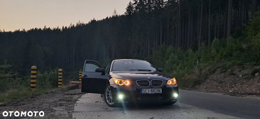 BMW Seria 5 525d xDrive Edition Exclusive - 1