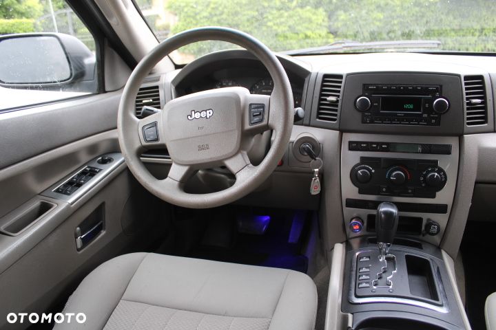 Jeep Grand Cherokee - 6