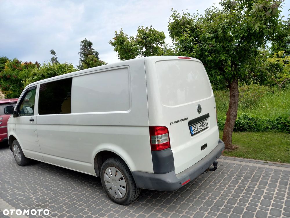Volkswagen Transporter T5 TDI L2H1 - 1