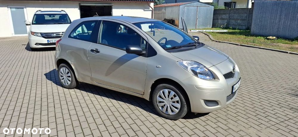 Toyota Yaris - 2