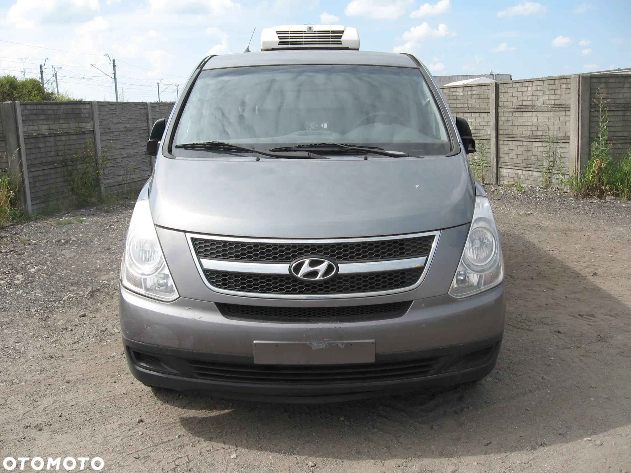 Hyundai H1 - 17