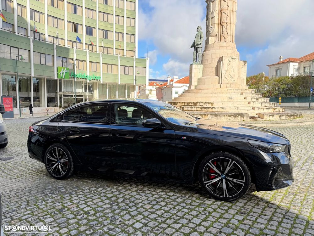 BMW 550 e xDrive Pack Desportivo M - 3