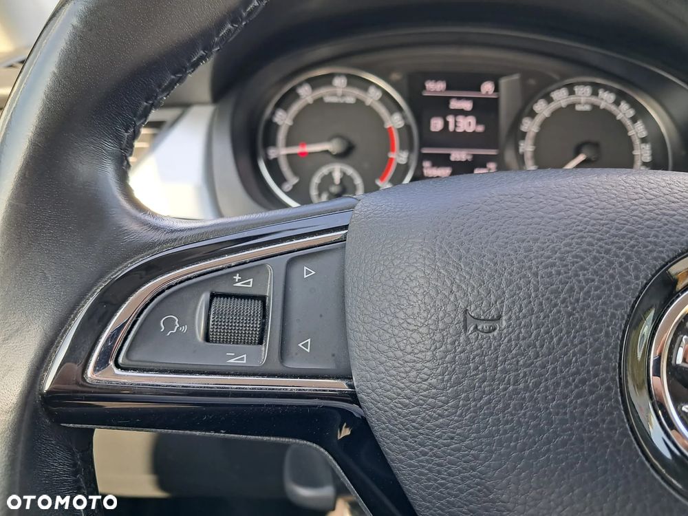 Skoda RAPID 1.0 TSI Ambition - 15