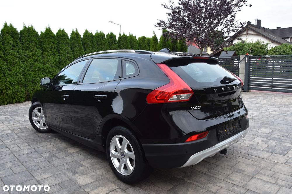 Volvo V40 Cross Country D2 Geartronic Summum - 2