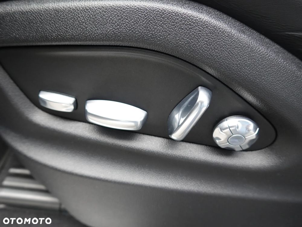 Porsche Cayenne S E-Hybrid Platinum Edition - 26