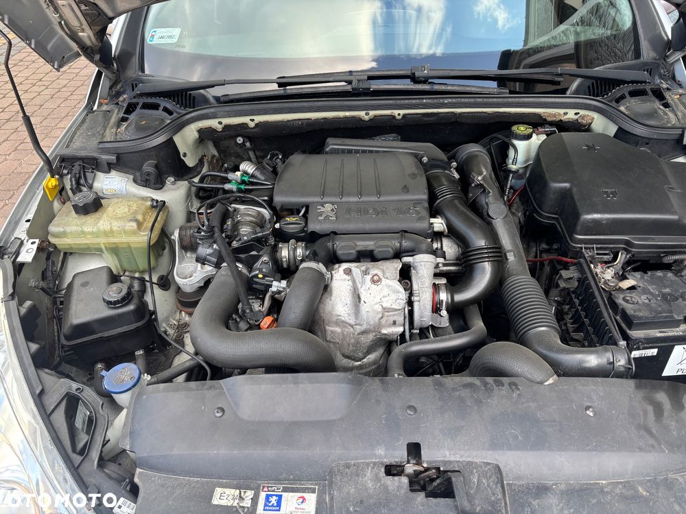 Peugeot 407 1.6 HDi Presence - 17