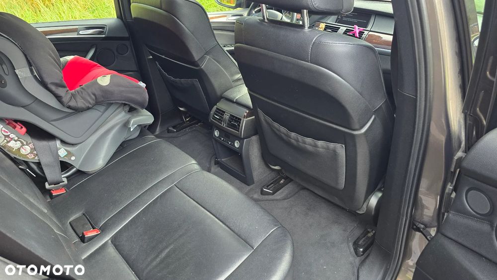 BMW X5 4.0d xDrive - 15