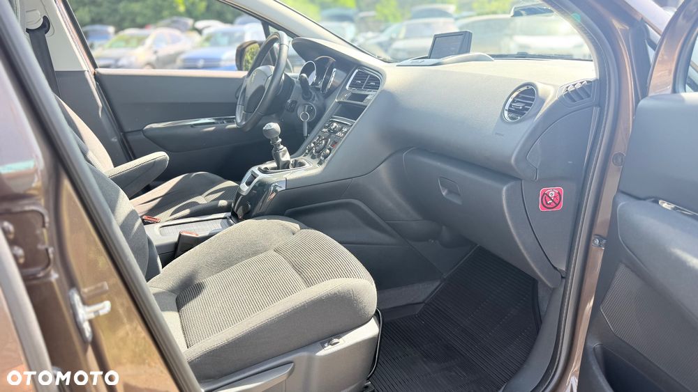 Peugeot 5008 2.0 HDi Business Line 7os - 16