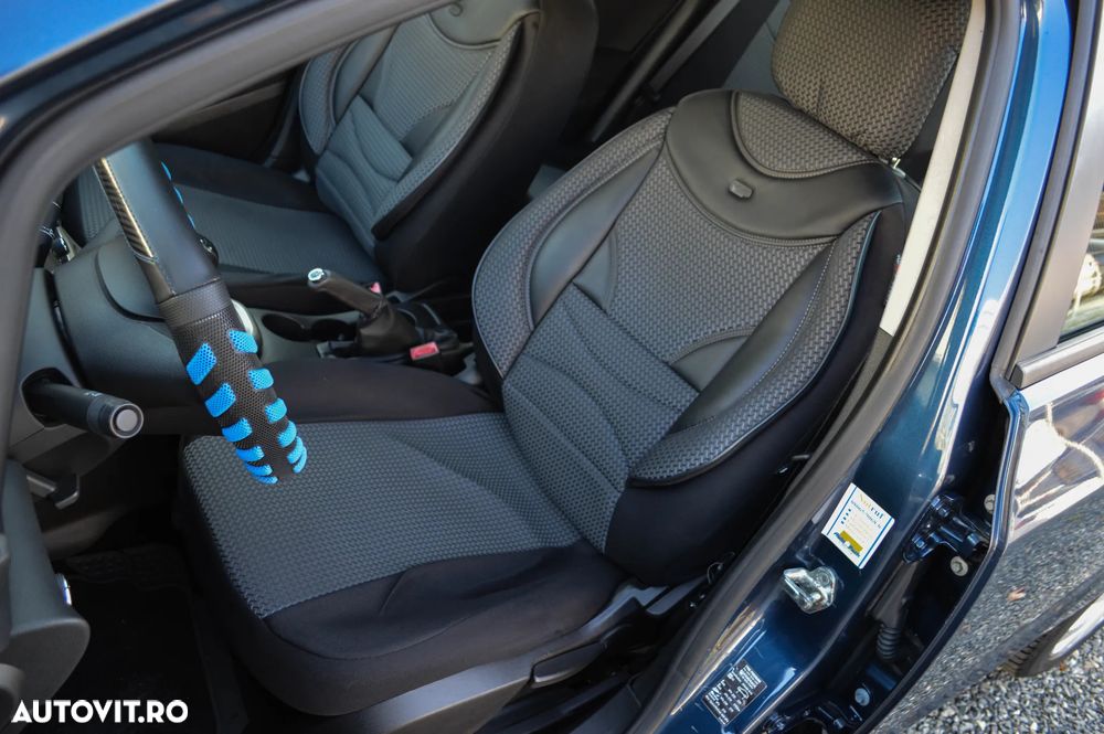 Opel Astra 1.6 Sport - 18