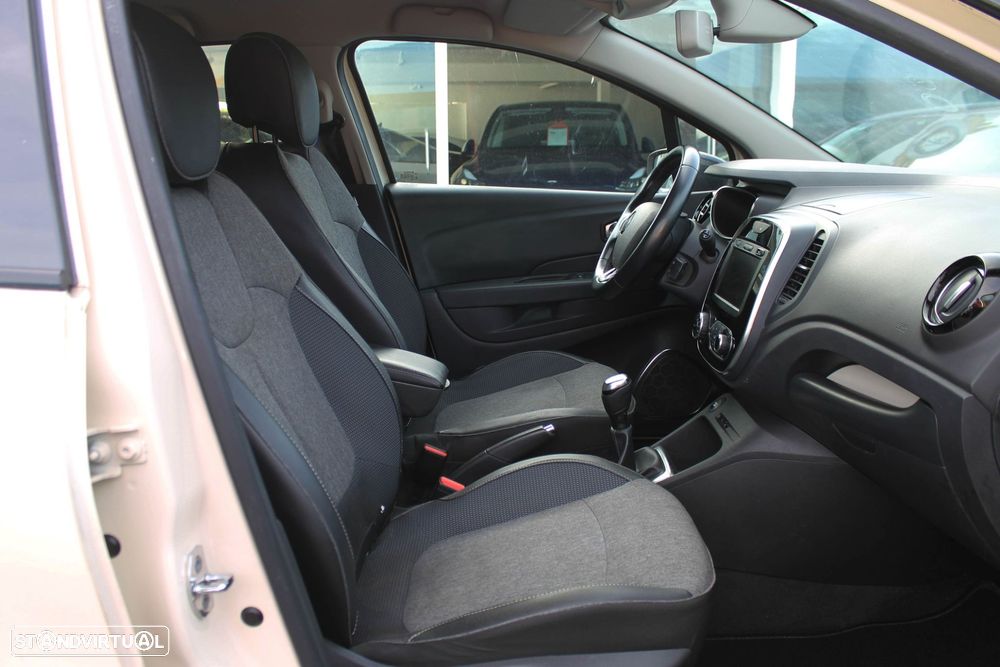 Renault Captur 1.5 dCi Exclusive - 40