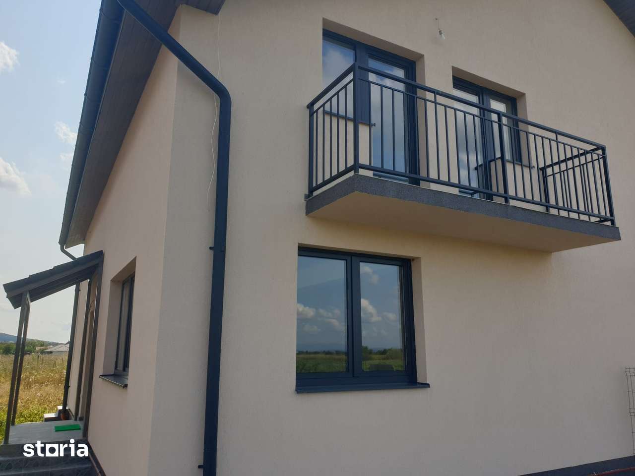 Case tip duplex la cheie ,130 mp,teren 300 mp ,Sangiorgiu de Mures - Imagine principală: 2/14
