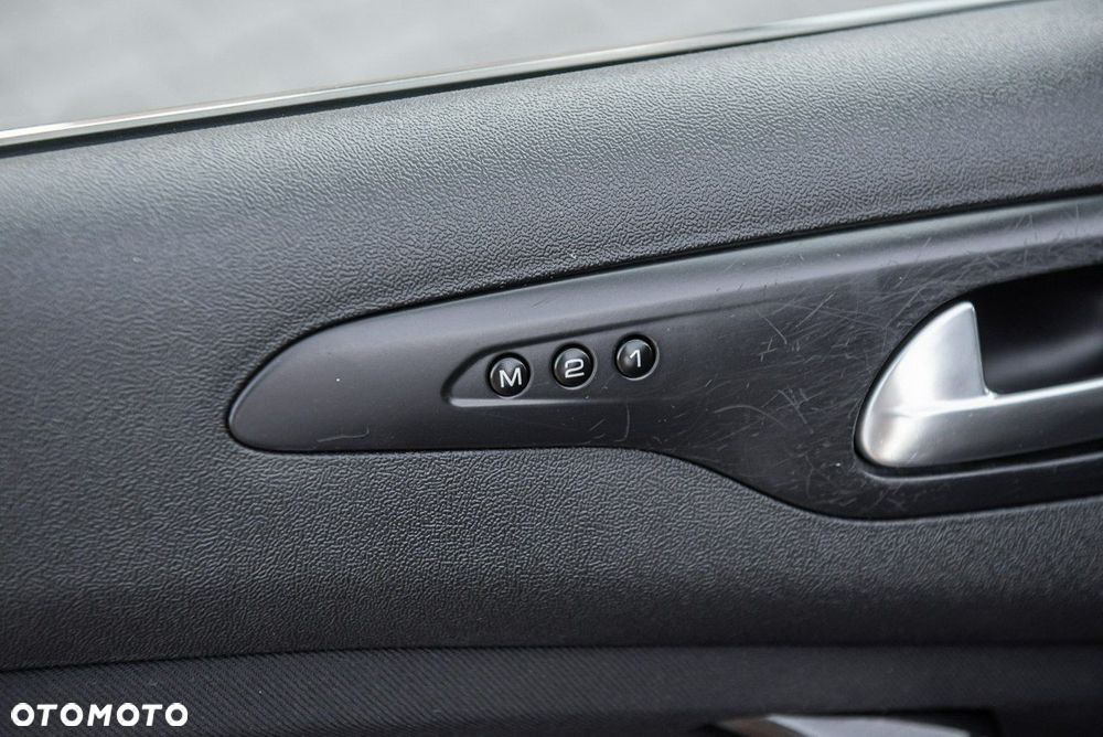 Citroën C5 2.0 HDi Exclusive - 25
