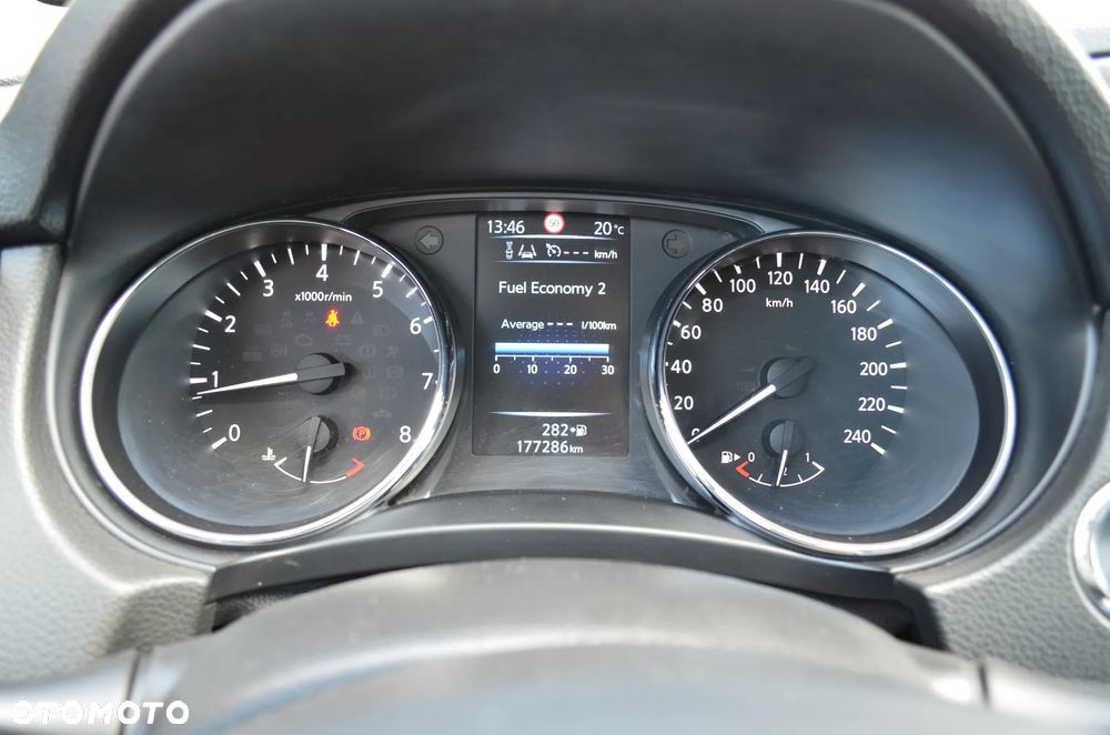 Nissan Qashqai 1.2 DIG-T 360 - 25