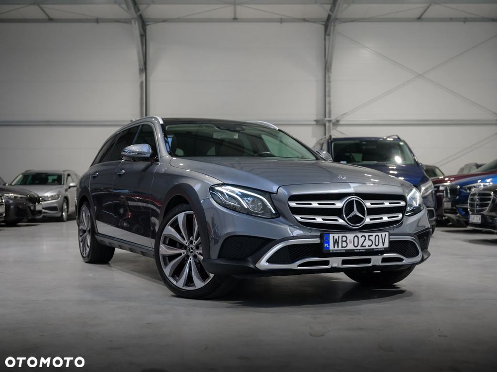 Mercedes-Benz Klasa E 220 d 4-Matic All-Terrain - 13