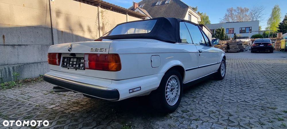 BMW Seria 3 325i - 10