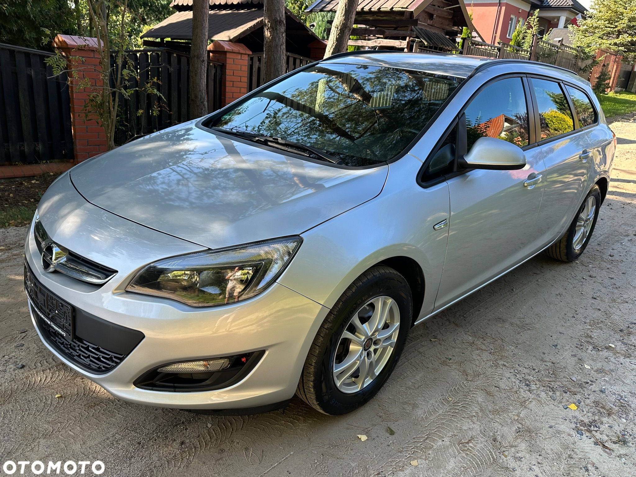 Opel Astra 1.6 CDTI DPF ecoFLEX Sports TourerStart/Stop Edition - 2