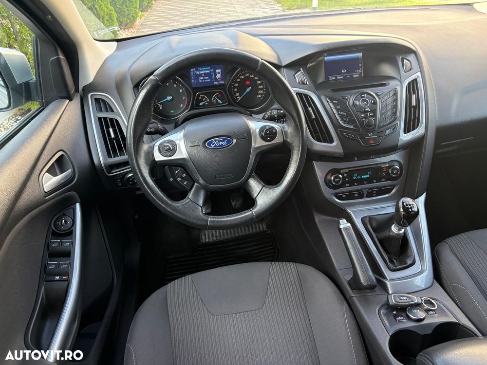 Ford Focus 1.0 EcoBoost Start-Stopp-System TITANIUM - 6