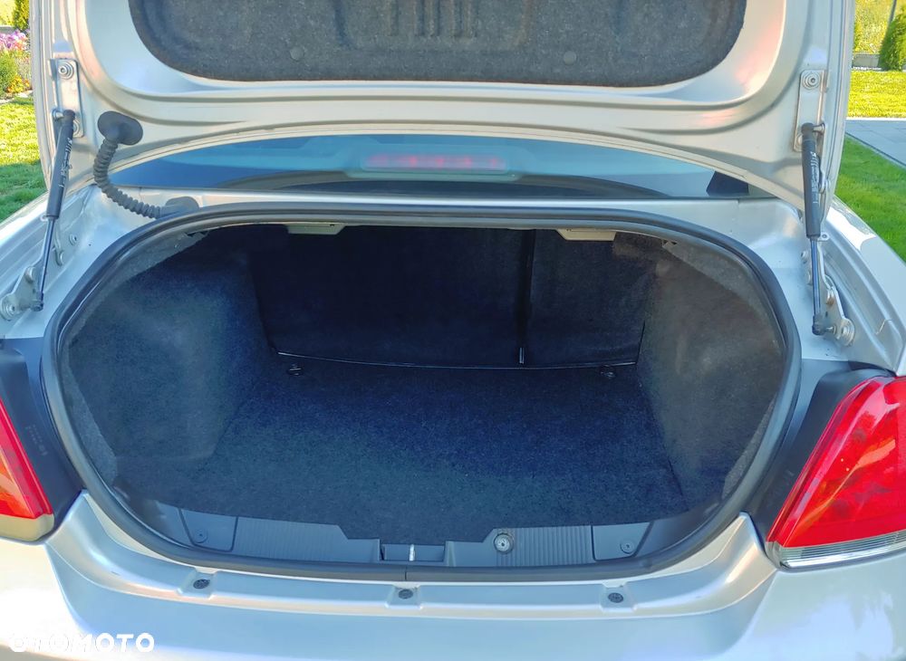 Fiat Linea 1.4 8V Active - 15