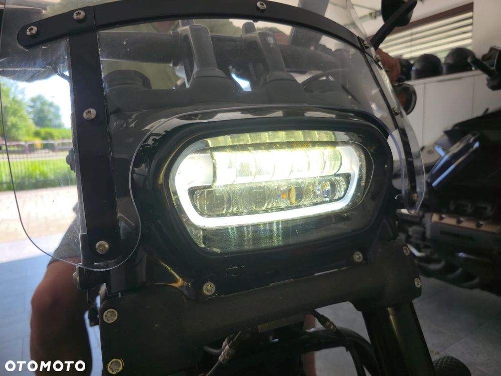 Harley-Davidson Softail Fat Bob - 17