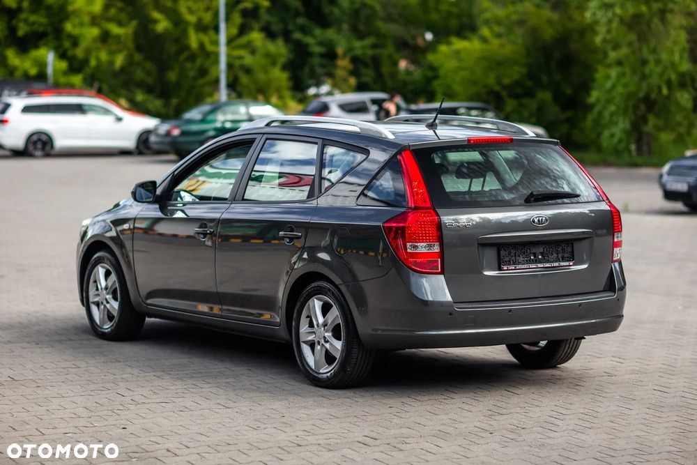 Kia Ceed 1.4 CVVT - 9