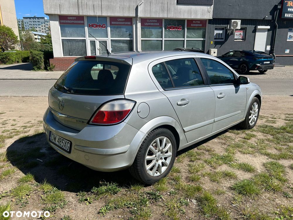 Opel Astra 1.7 CDTI Cosmo - 8