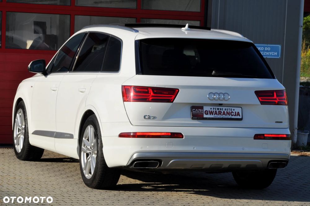 Audi Q7 - 12