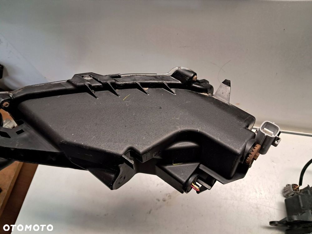 lexus nx 14 halogen led prawy - 7