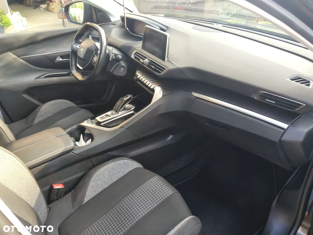 Peugeot 5008 BlueHDi 130 EAT8 Active - 7