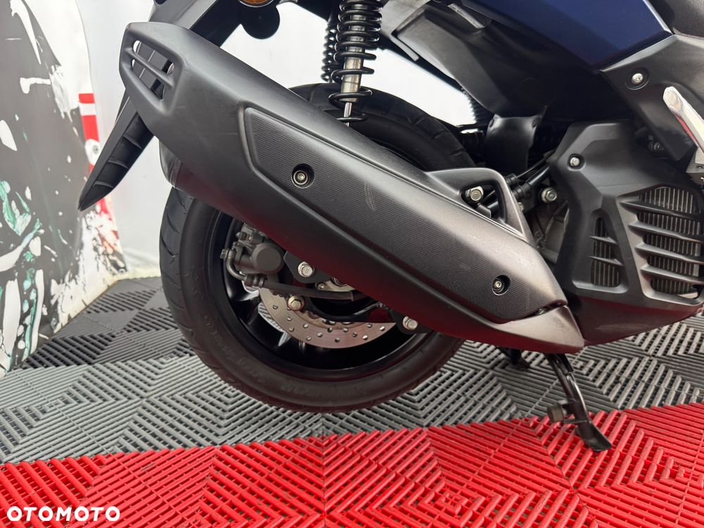 Yamaha NMAX - 25