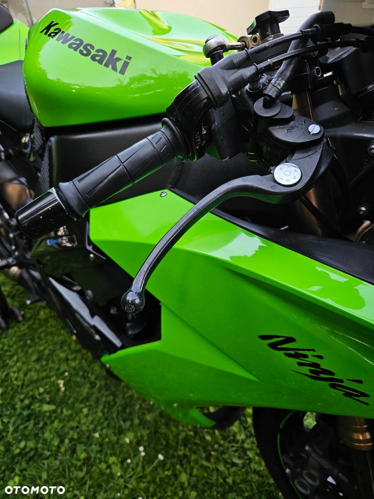 Kawasaki Ninja - 24